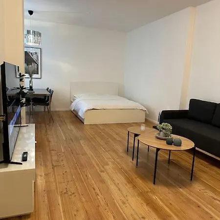 Apartment Modernes 2 *