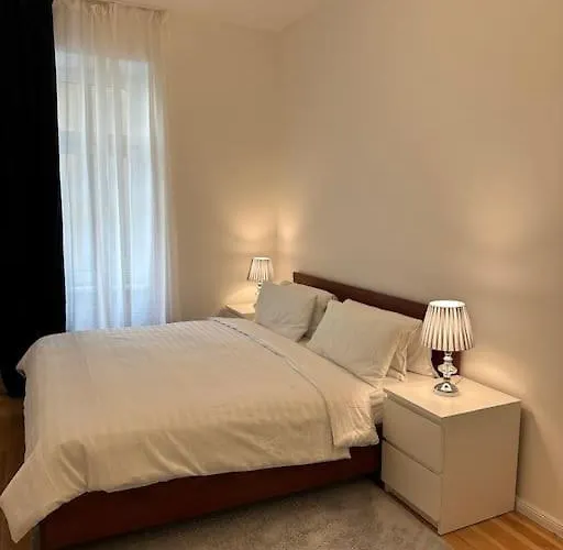 Apartamento Modernes 2 *