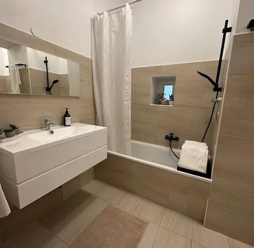 Modernes 2 * ברלין