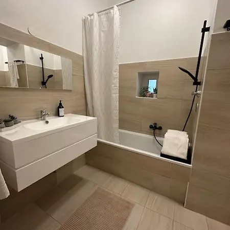 Modernes 2 * Βερολίνο